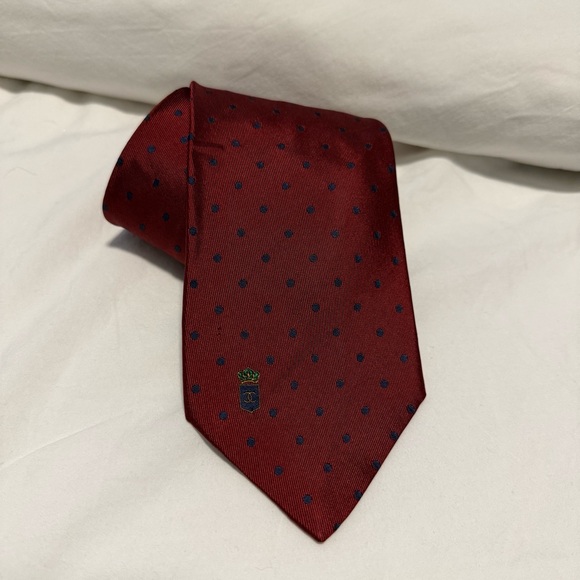 Rare men’s Chanel dot pattern silk tie